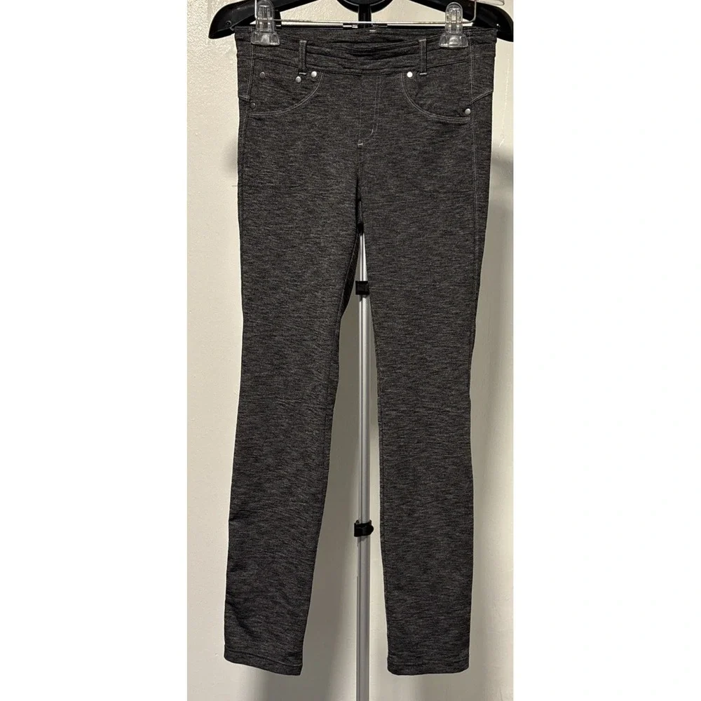 Kuhl Mova Grey Skinny  Leggings Gray Space Dye 5 Pockets Women's Size 8 Short